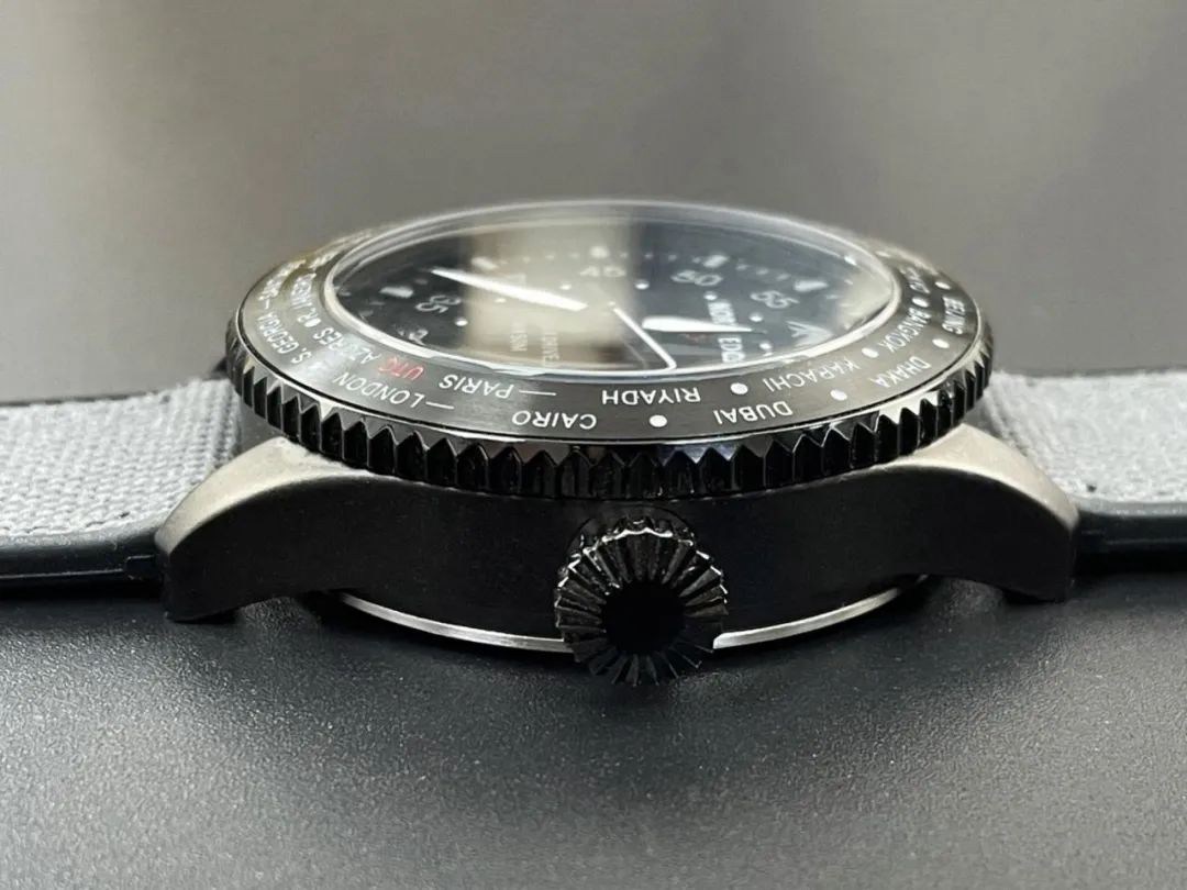 Solar Watch MACH With Metal Case